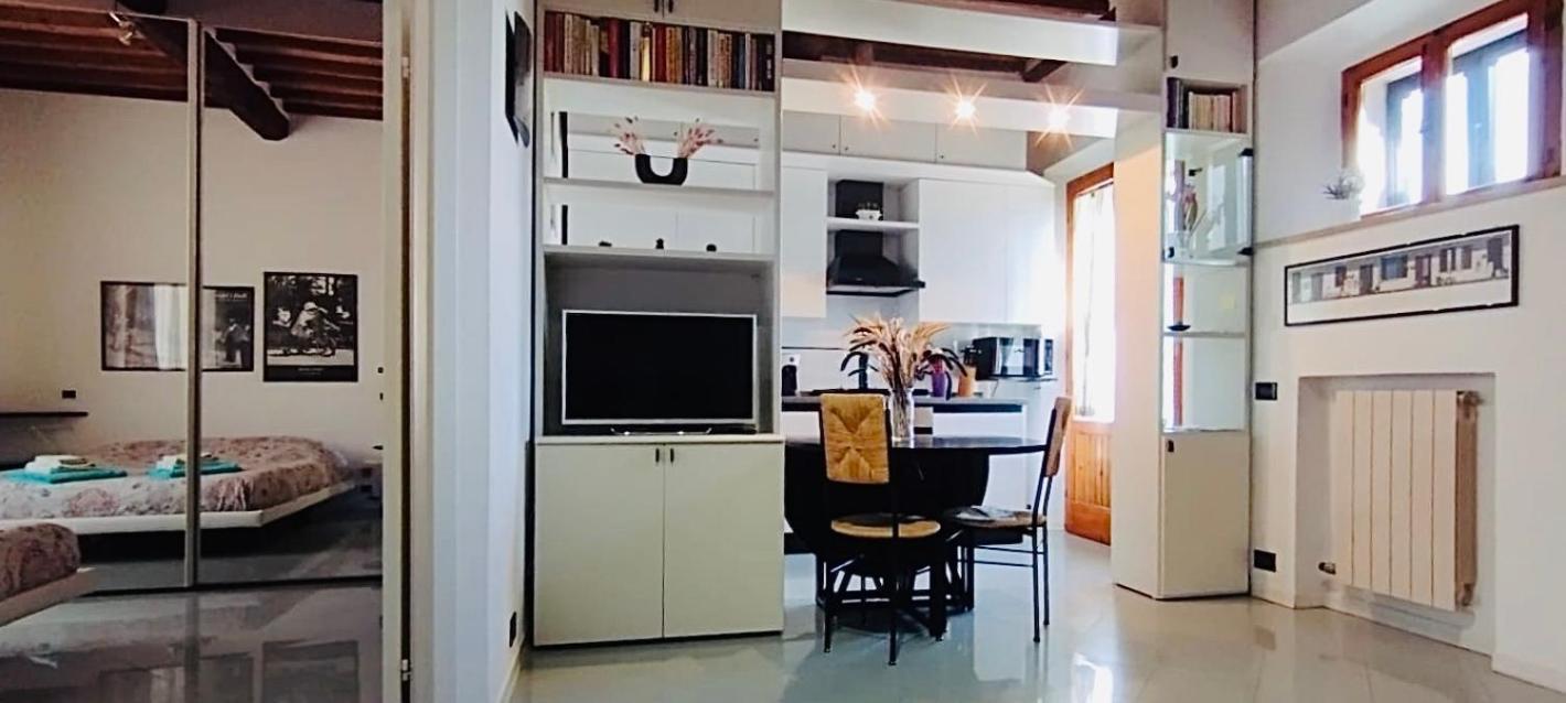 Historic Center Apartment With Private Garage Montalcino Eksteriør billede